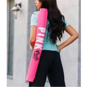 Victoria's Secret PINK insulated can cooler sling bag in hot pink polyester 🩷🖤